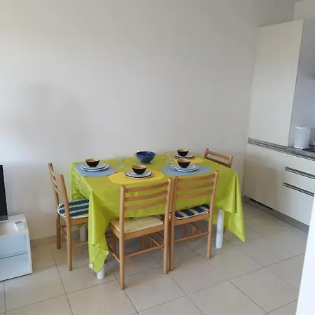 Apartment Ravissant T2 Grand Parc Parking ,piscine Clim